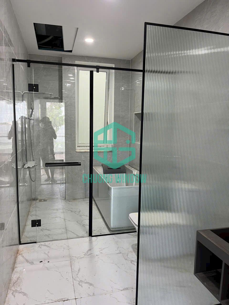 Vách ngăn kính cường lực cho nhà vệ sinh-Mẫu 01